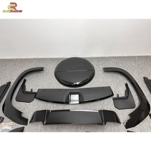 Kits de carrosserie en fibre de carbone sèche style urbain pour Land Rover 90 110 Defender 2020-2024 : Garde-boue, Cache-roue arrière, Jupes latérales, Spoiler - Product Image 6