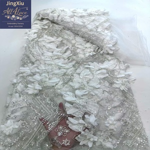 Tessuto in Pizzo Africano 3D Floreale Bordeaux con Perline Nere e Paillettes Ricamate su <span class=keywords><strong>Tulle</strong></span> per Abiti da Sposa Nigeriani - Product Image 3