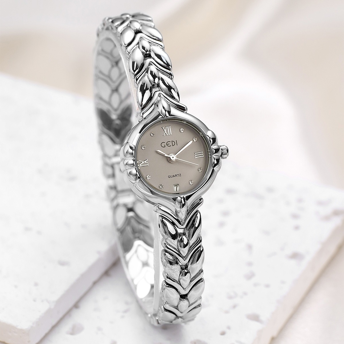 Luxury Women Watches: Silver GEDI Quartz Wristwatch, Elegant & Water  Resistant for Business & Casual Styles