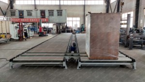 Línea transportadora de rodillos vivos impulsada por <span class=keywords><strong>cadena</strong></span> de manipulación de palés europeos de producción automática de servicio pesado para un transporte eficiente - Product Image 5