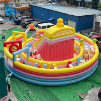 Terrain de jeux gonflable de dessin animé Jungle thème d'amusement parcours d'obstacles gonflable enfants intérieur extérieur trampoline parc rond
