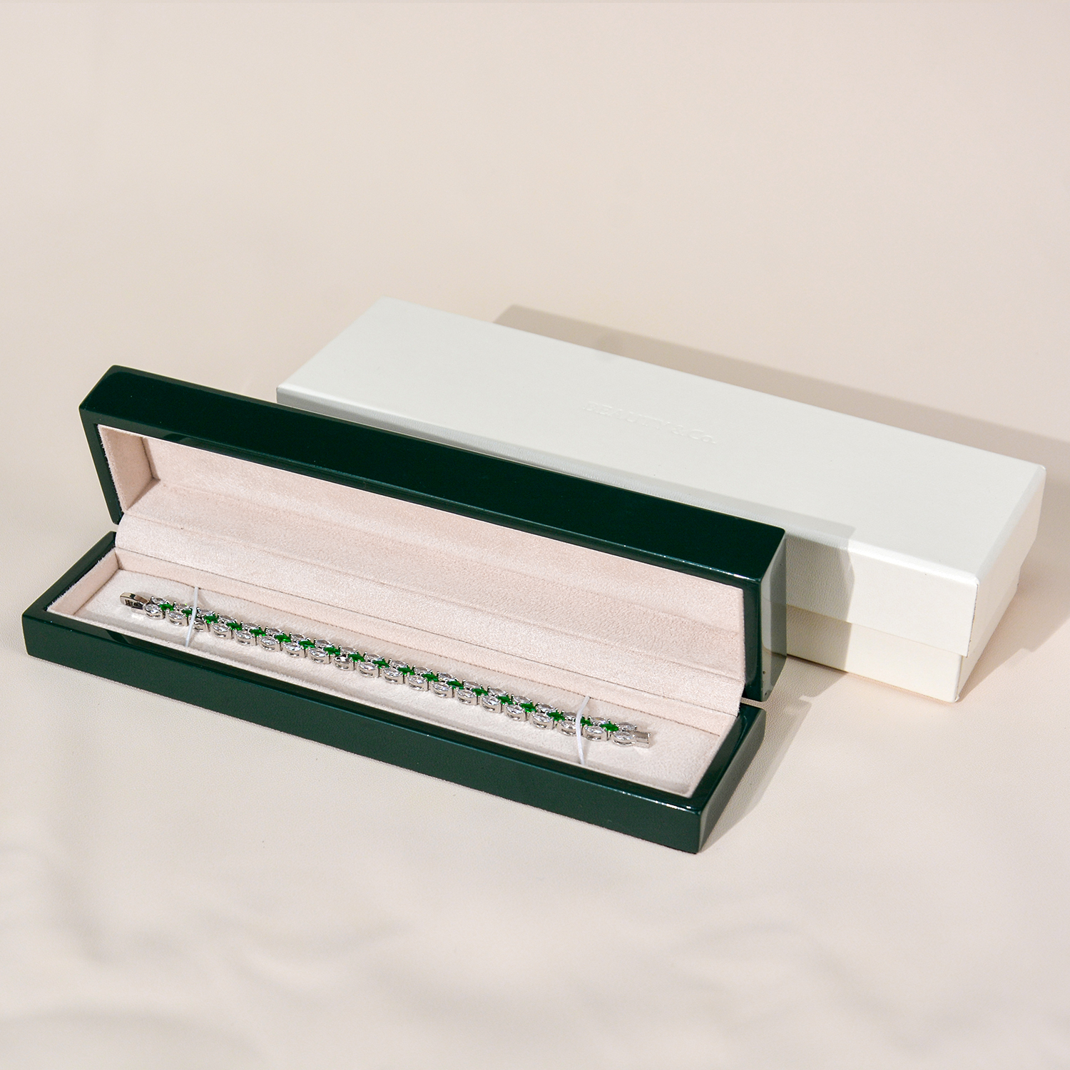 green bracelet box