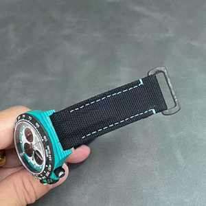 Reloj mecánico para hombre de moda de alta gama con correa de nailon y cronógrafo con cara de Panda. - Product Image 4