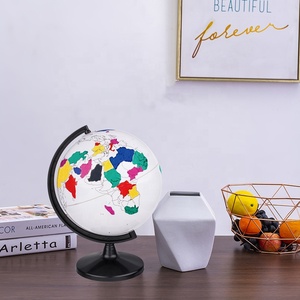 Globo terráqueo de juguete, pizarra blanca, escritura artesanal, rasca, regalo - Product Image 3