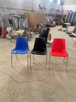 Chaise de conférence empilable en plastique PP avec structure en acier inoxydable, robuste, pour auditorium et formation