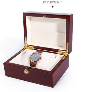 Hộp đựng đồng hồ gỗ sơn mài đỏ bóng, có logo tùy chỉnh, kèm gối da PU, đựng một chiếc đồng hồ riêng biệt - Product Image 5