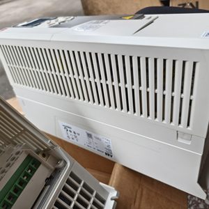 ACS5100109A44B055 3P AC380V480 4KW PLC รุ่น ACS5100109A44B055 3P AC380V480 4KW PLC - Product Image 1