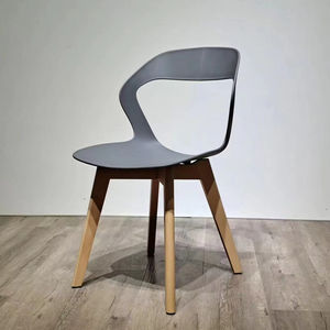 Hot Sale Modern Dining Room <b>Chairs</b> Custom Colors Beech Wooden Legs with PP Plastic Seat Portable Indoor Furniture for Home Use - Product Image 2