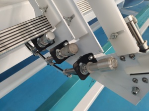 Nouvelle machine de cintrage de profilés auto avec fonction de dé<span class=keywords><strong>coupe</strong></span>, contrôlée par PLC et dotée de composants essentiels du moteur, pour la fabrication de <span class=keywords><strong>double</strong></span> <span class=keywords><strong>vitrage</strong></span>, vente directe usine - Product Image 5
