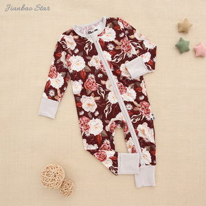 Combinaison pour bébé garçon et fille avec fermeture éclair à deux voies sur le devant Mitaines Footie Bamboo Baby Romper Set - Product Image 6