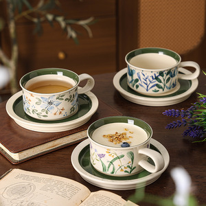 Ensemble de tasses à café vintage avec soucoupes, coffret cadeau, tasse en céramique haut de gamme, design floral peint à la main, rétro, résistant à la chaleur, écologique, pour la maison - Product Image 4