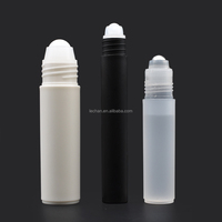 Vente en gros 10ml 15ml 20ml 30ml givré mat vide huile essentielle parfum blanc pp rouleau sur bouteille avec boule de rouleau en métal