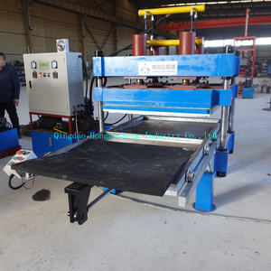 <span class=keywords><strong>Machine</strong></span> de verrouillage en caoutchouc de vulcanisateur de tuiles en caoutchouc 120T pour le plancher extérieur de loisirs - Product Image 3
