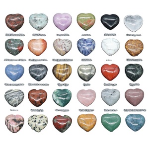 T830 <span class=keywords><strong>pietra</strong></span> <span class=keywords><strong>di</strong></span> cristallo naturale 20mm ornamento <span class=keywords><strong>di</strong></span> <span class=keywords><strong>pietra</strong></span> a forma <span class=keywords><strong>di</strong></span> cuore non poroso con cuore <span class=keywords><strong>di</strong></span> <span class=keywords><strong>pietra</strong></span> semipreziosa decorazione fai da te - Product Image 1