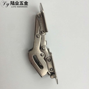 Charnière de meuble Luye Hardware, 4 pouces, nickelée, à ressort amorti, pour porte d'armoire - Product Image 3