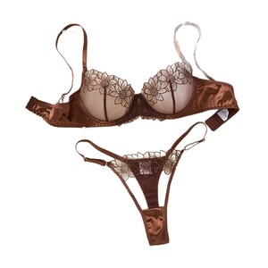 Dameslingerie set met bloemenborduursel, mesh, beugelbeha & string, 2-delig - Product Image 5
