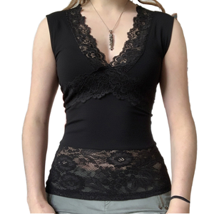 Top corto sexy de encaje con cuello en V para mujer, estilo europeo-americano, ajustado, negro, elegante, informal, para fiesta, noche, con apliques. - Product Image 1