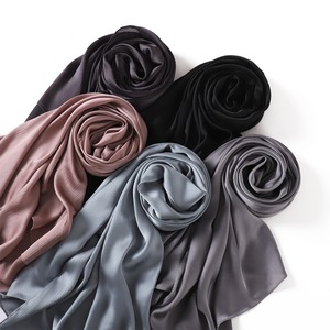 Nuovo Set di Sciarpe in Modal Best-seller - <span class=keywords><strong>Foulard</strong></span> Monocolore da Indossare Sopra l'Orecchio per Signore - Set di Cento Pezzi di Accessori per Capelli - Product Image 4