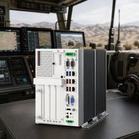 PC industriel embarqué sans ventilateur avec 6 ports USB, conception robuste pour montage sur rail DIN, passerelle IoT