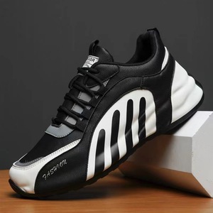 Chaussures de sport populaires rayées pour hommes Surface en cuir respirant à <span class=keywords><strong>lacets</strong></span> hauteur intérieure augmentant les béchers de course - Product Image 2
