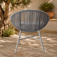 Fauteuil de relaxation élégant et résistant aux intempéries pour terrasse, mobilier d'extérieur design en corde tressée