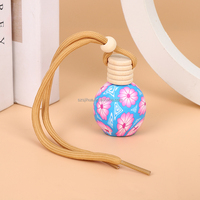 Mini diffuseur de parfum pour voiture 8 ml, motif fleurs mélangées, flacon suspendu, pendentif personnalisé, bouchon à vis, pot en argile polymère de haute qualité, emballage de volume