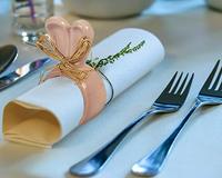 Ensemble de 4 anneaux de serviette en céramique pastel en forme de lapin de Pâques, porte-serviettes pour le déjeuner et le dîner de fête