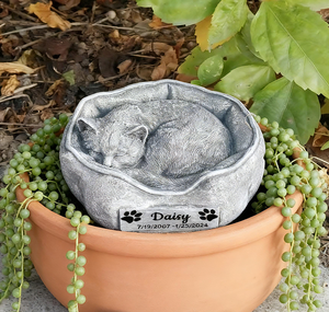 Piedra Conmemorativa de Resina Personalizada para Gatos - Nombre/Fecha/Huella Personalizados, Ideal para Homenaje a Mascotas de Jardín y Recuerdo de Felinos - Product Image 5