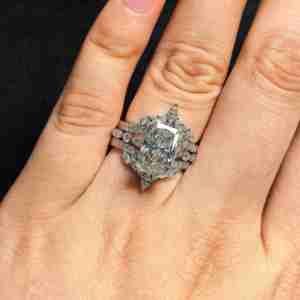 Anello di Fidanzamento Personalizzato con Taglio Radiant 4CT, Set in Argento Sterling S925, Anelli in Moissanite Certificati GRA - Product Image 5