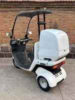 Scooter motorisé à trois roues de 50 cm³ pour passagers - Certifié CEE, carrosserie ouverte, assistance au carburant, mini moto rétro Turtle