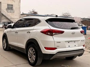 Hyundai <span class=keywords><strong>Tucson</strong></span> <span class=keywords><strong>2018</strong></span> 1.6T Luxury SUV 2WD, Auto Usado de Primera Calidad, Volante a la Izquierda, Automático, Gasolina, Vehículo de <span class=keywords><strong>Segunda</strong></span> <span class=keywords><strong>Mano</strong></span> de China - Product Image 3