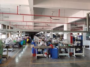 <span class=keywords><strong>Parrucca</strong></span> da donna per festa di Halloween Medeia Witch Beehive parrucche barocche sintetiche - Product Image 6