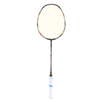 Raquettes de badminton Konmat Sports 8U 62G 30LBS Tension Raquette de badminton de niveau professionnel supérieur en fibre de graphite sans cordes