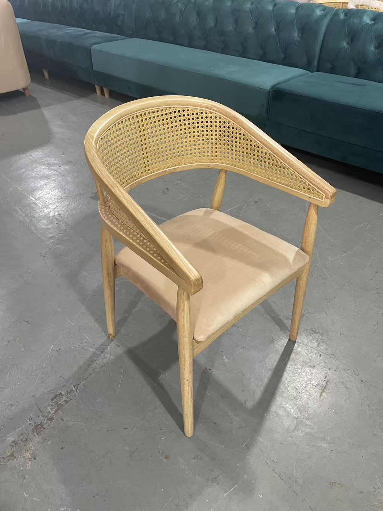 chair 04