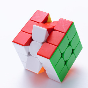 Nueva llegada SUNYOK <span class=keywords><strong>3X3</strong></span> M <span class=keywords><strong>cubo</strong></span> magnético rompecabezas <span class=keywords><strong>cubo</strong></span> mágico juego cerebro juguete Color sólido velocidad <span class=keywords><strong>cubo</strong></span> mágico para adultos - Product Image 2