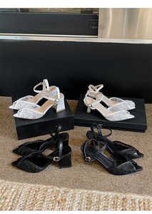 Sandalias de tacón cuadrado con punta abierta, de malla de encaje, con lentejuelas y correa al tobillo, para fiesta - Product Image 4
