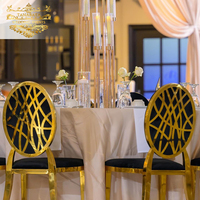 Chaise de banquet de luxe empilable en acier inoxydable doré et velours noir pour événements, mariages, fêtes et hôtels – Fournisseur d'équipements événementiels