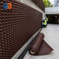 Feuille de drainage en plastique marron anti-colmatage, haute capacité de charge, découpe facile, stabilisée aux UV, usage intensif pour canaux d'irrigation