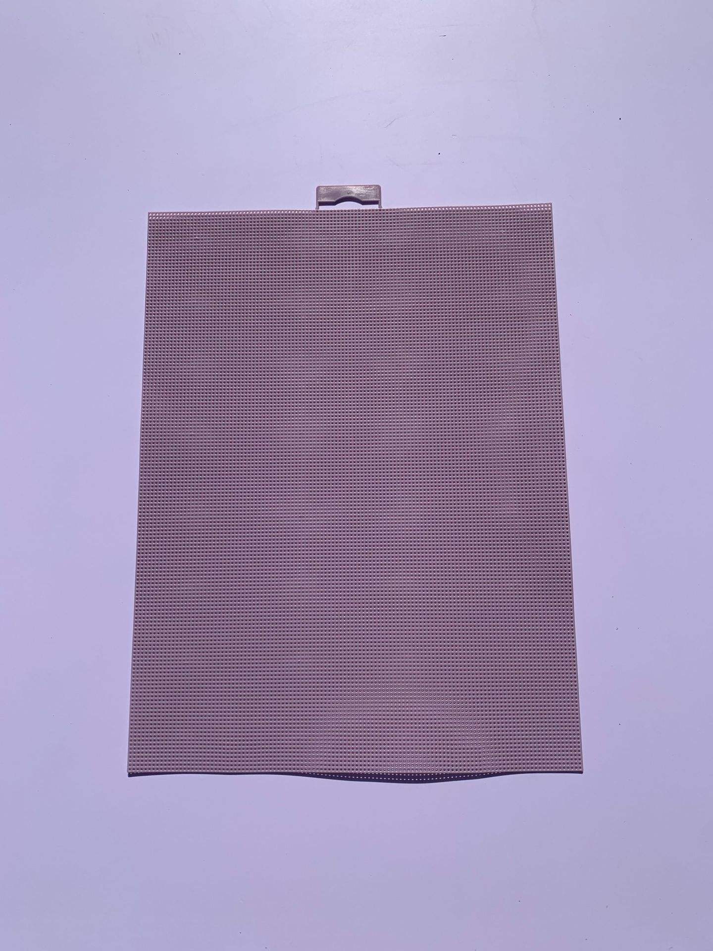 Toile en plastique 14ct couleur violet clair