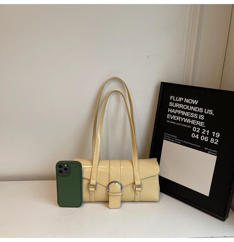 สีเหลือง