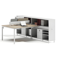 Poste de travail en îlot de bureau, bureau informatique moderne en bois, station de travail avec cloison pour employé, ensemble de meubles de bureau en forme de L, table blanche