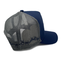 Casquettes de camionneur Deep Fit avec logo personnalisé, 5 panneaux, insigne de broderie 3D, casquettes de sport à rayures latérales, chapeaux de camionneur en maille