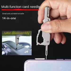 Mini-outil multifonctionnel porte-clés en acier inoxydable – Outil de réparation d'urgence essentiel pour l'extérieur et la maison - Product Image 2