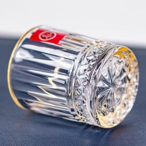 Prix d'Usine Verre à Shot en Relief Motif Diamant 2oz 70ml Gravé pour Spiritueux Téquila Saké Vente en Gros - Product Image 3