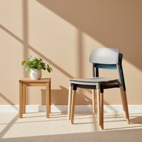 Chaises d'hôtel empilables en gros d'usine, chaises de salle à manger modernes en plastique, tables et chaises pour événements