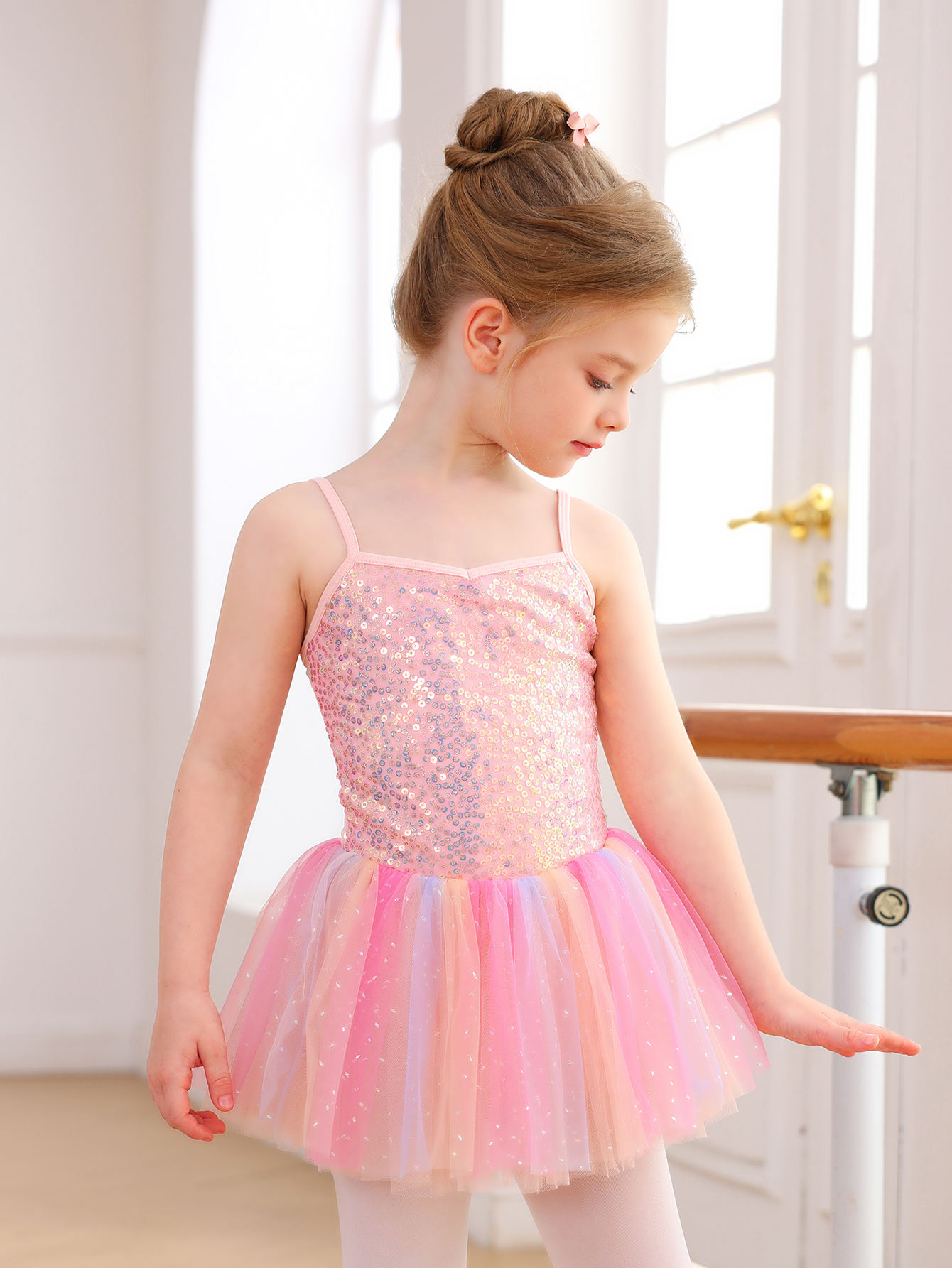 สีชมพูอ่อน