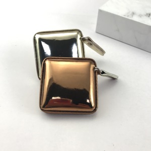 프로모션 150cm 60 인치 라운드 Funy 미니 사용자 정의 개폐식 PU 가죽 재단사 줄자 인쇄 로고 - Product Image 2