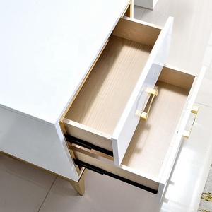 Đầu Giường Tráng Gương Màu Đen Với Chân Không Gỉ Vàng/Bàn Cạnh Giường Ngủ - Product Image 2