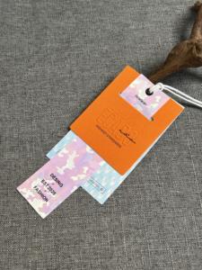 Etiquetas Personalizadas para Ropa con Logotipo |   Etiqueta Colgante Premium Impresa para Marcas de Ropa - Product Image 2