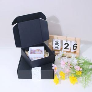 Bán buôn biểu tượng tùy chỉnh cứng nhắc các tông Quà Tặng hộp giấy với Glossy & Matt cán & dập nổi cho gửi thư vận chuyển & bao bì - Product Image 2